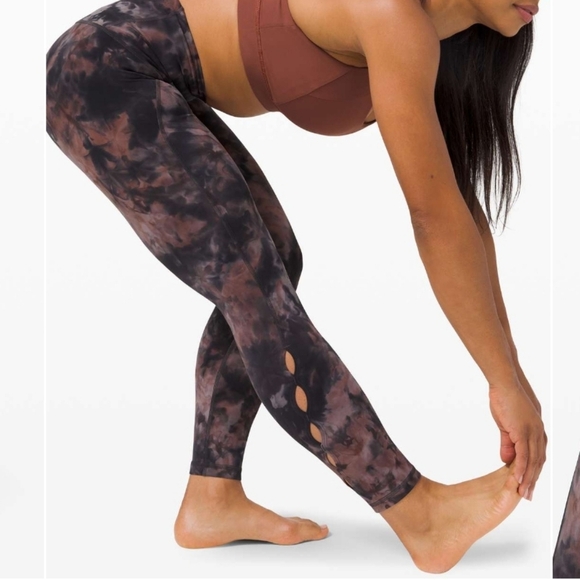 Lululemon Unlimit High-Rise Tight 25" Keyhole - Picture 4 of 5